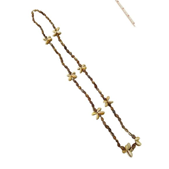 Vintage Long Conch and Cowrie Shell Necklace - Picture 2 of 6